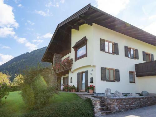Idyllic Apartment In Tyrol With Garden