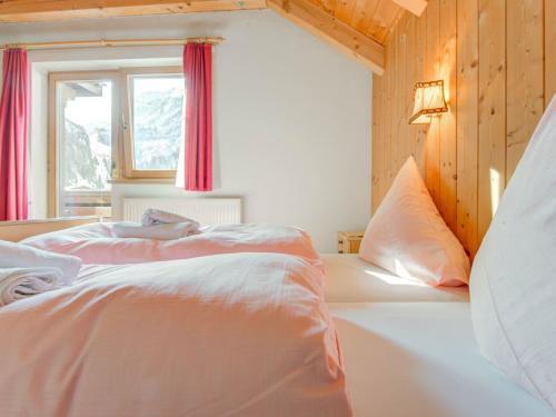 Pleasant Apartment In L�ngenfeld With Ski Storage