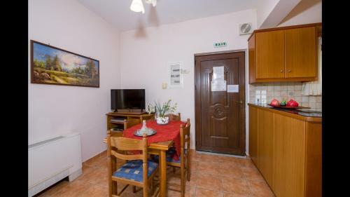 Villa Dimosthenis 4 Bedrooms With Private Pool