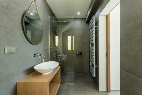 Villa Manitennisvillas