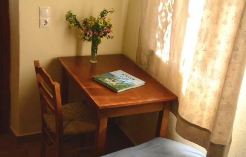 Homeberry Traditional Stone House In Tiros
