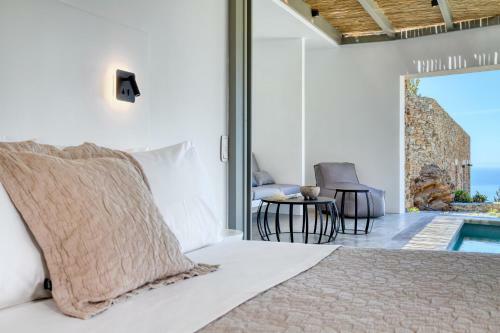 Hotel Tinos Dove Suites