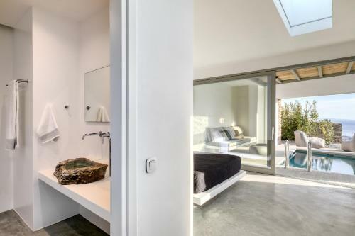 Hotel Tinos Dove Suites