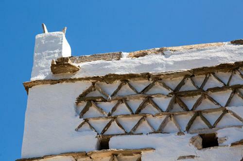 Hotel Tinos Dove Suites
