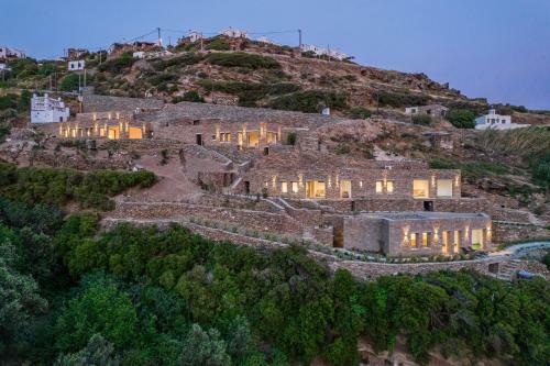 Hotel Tinos Dove Suites