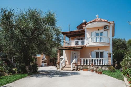 Villa Rosa 3 Bedroom With Sea View