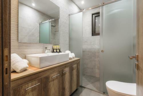 Oresteia Exclusive Villa, A Sublime Retreat