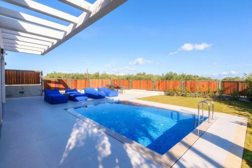 Oresteia Exclusive Villa, A Sublime Retreat