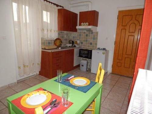 Small Country Apartment In Tripoli