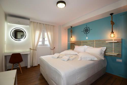 Deck2 Syros Premium Apartments