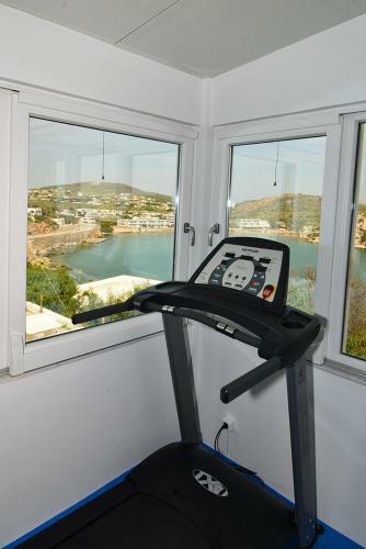 Deck2 Syros Premium Apartments