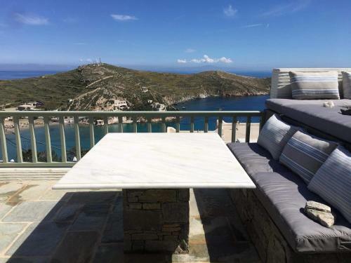 Kalderimi Big Blue Cyclades Syros