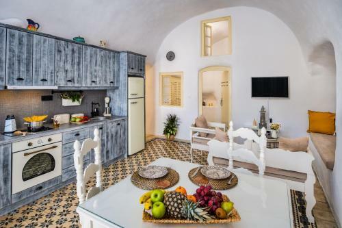 Villa Mystagoge Cave Pool/jacuzzi, Cellar And Hammam
