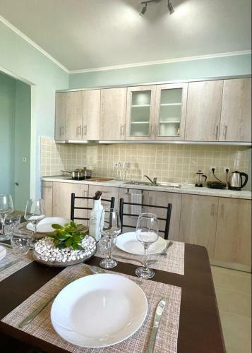 The Breeze & Sunlight Apartment