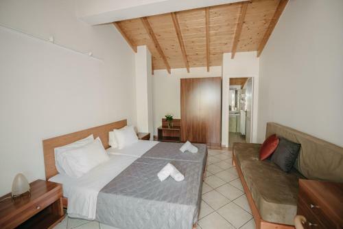 Hotel Corinthian Village