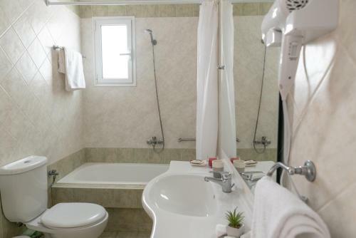 Hotel Corinthian Village
