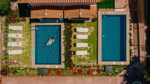 Hotel Corinthian Village
