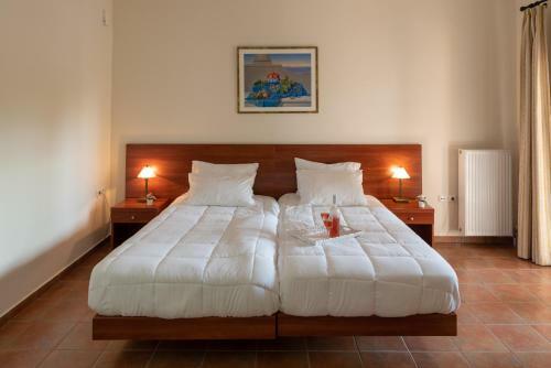 Hotel Corinthian Village