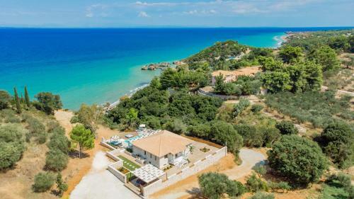 Porto Vasilikos Villas