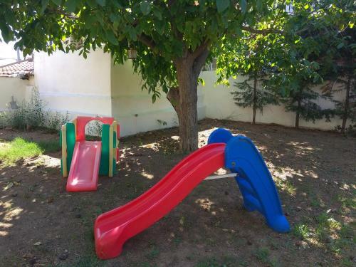 The Country House In Amarynthos