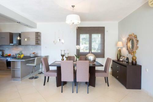 Thea Family Apartment 2