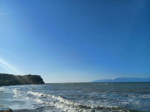 Sklavenitis Panoramic Seaview Beach Apartment