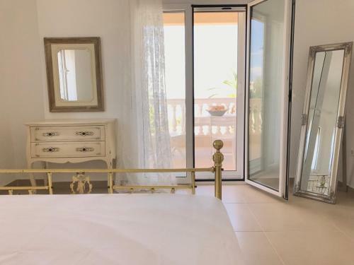 Villa Korais Luxury 3br Apt With Sea View