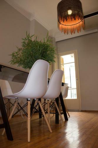Central Luxury Apartment At Proxenou Koromila