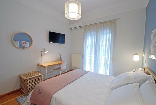 Large, Sunny, Modern Apartment Fully Renovated, Next To Agia Sofia