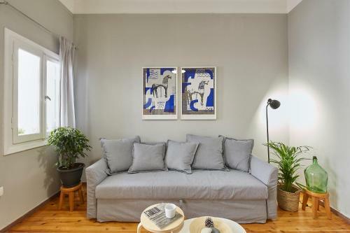 Bright Bright B Central Apartment With Balcony
