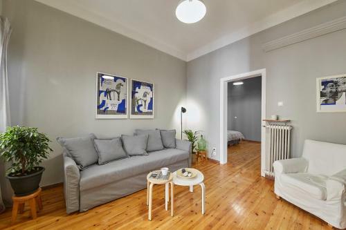 Bright Bright B Central Apartment With Balcony