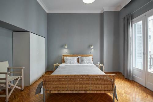 Bright Bright A Central Apartment With Balcony