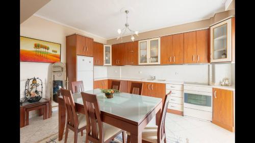 Third Floor Apartment With Nice View
