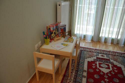 Apartamento Zennova #5 Antigonidon Square