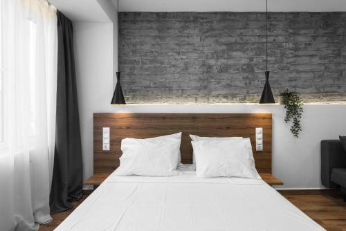 Adelle Apartments, The Luxury Suites