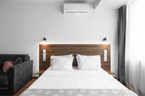 Adelle Apartments, The Luxury Suites