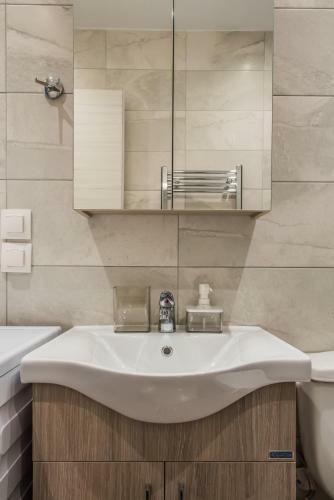 Apartamento Magnolia #colony_skg_city_center