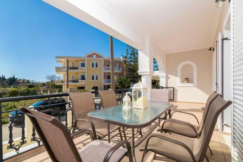 Majo Apartments