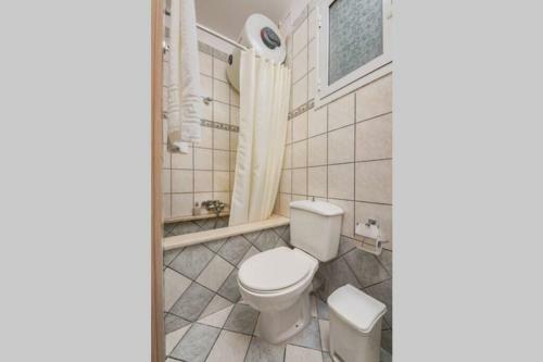 Dennis City Center Elegant Apartment (2)