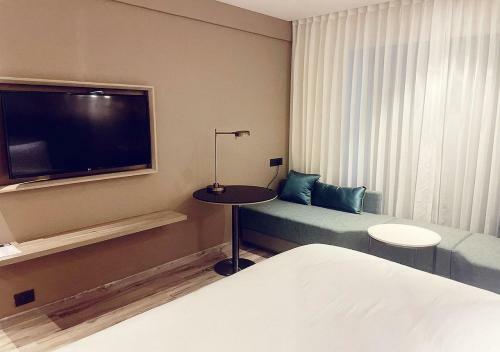 Hotel Park Inn By Radisson Surat