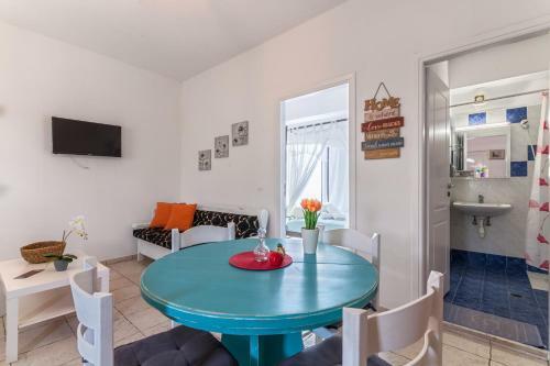 Hostal Guests Apartments In Sissi Creta