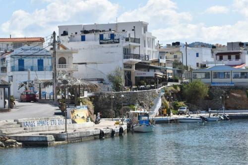 Hostal Guests Apartments In Sissi Creta