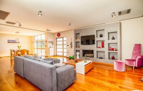 Villa Gold Dream Home
