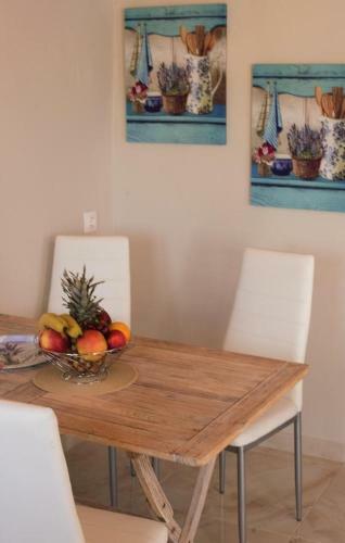 Efi Apartments