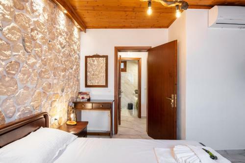 Villas Yiannitsis, Acharavi Beach