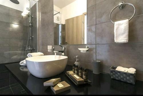 Avalon Cosy Apartments, Minimal Villas With Swimming Pool