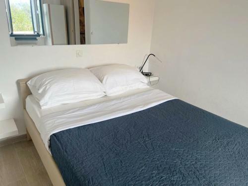 Beautiful Apartment In Platis Gialos