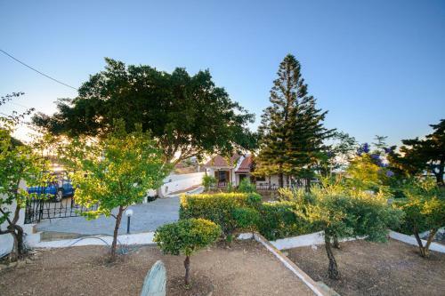 Apartamento Ellis Holidays Home