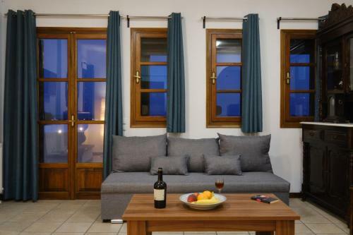 Private Villa Evgenia With Swimming Pool