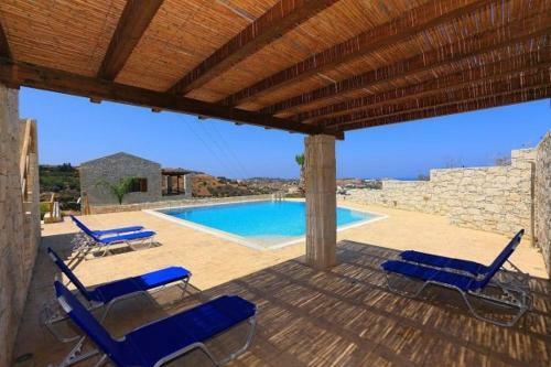 Villa Paradissi
